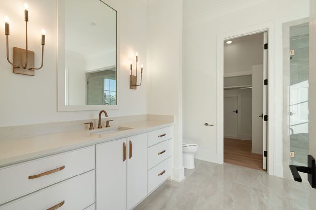 1708 Southwick Dr, Brentwood, TN 37027