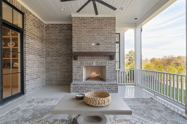 1708 Southwick Dr, Brentwood, TN 37027