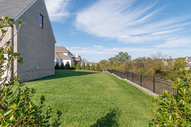 1708 Southwick Dr, Brentwood, TN 37027