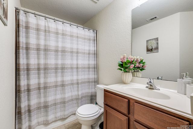 12255 Stratsburg, San Antonio, TX 78252