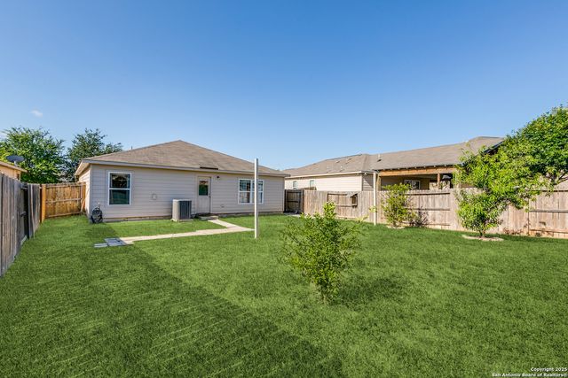 12255 Stratsburg, San Antonio, TX 78252