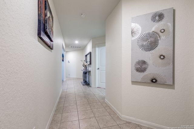 12255 Stratsburg, San Antonio, TX 78252