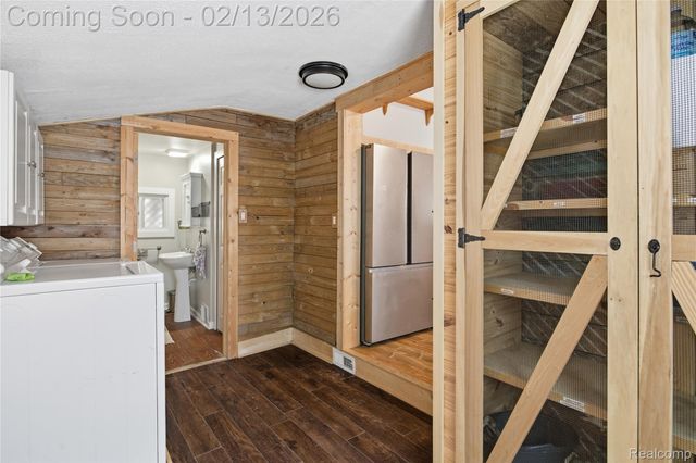 146 E Summit Street, Chelsea, MI 48118