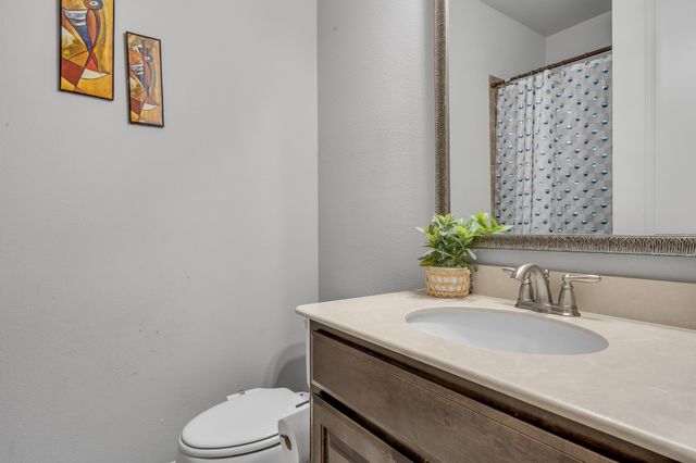 1229 Harris Hawk Way, Arlington, TX 76005