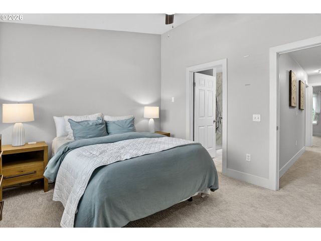 1827 Se CUTTER Ln, Vancouver, WA 98661