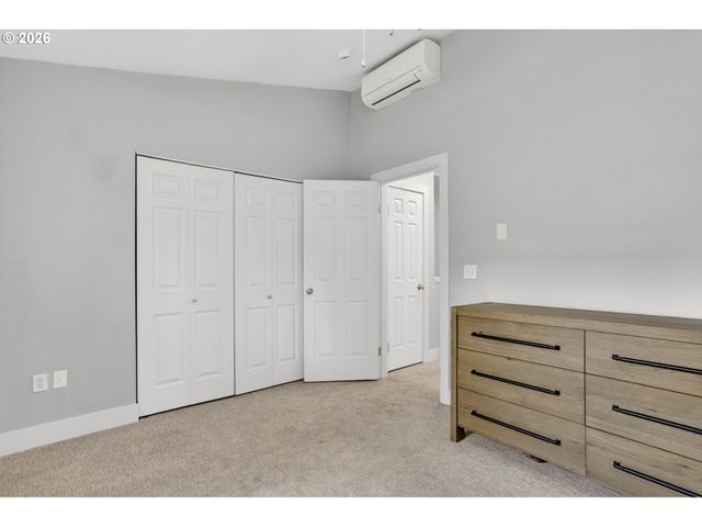 1827 Se CUTTER Ln, Vancouver, WA 98661