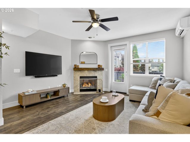 1827 Se CUTTER Ln, Vancouver, WA 98661