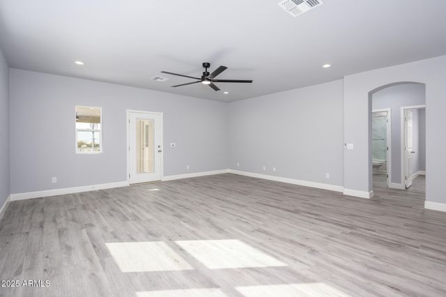 27145 N 147TH Avenue, Surprise, AZ 85387