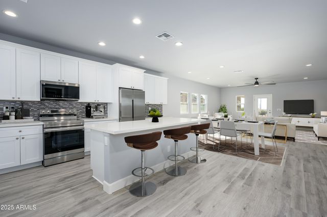 27145 N 147TH Avenue, Surprise, AZ 85387