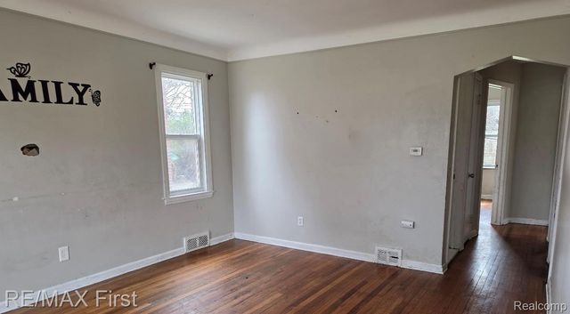 13892 Bringard Drive, Detroit, MI 48205