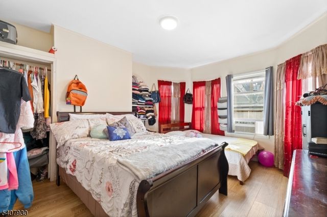 183 Walnut St, Paterson City, NJ 07522