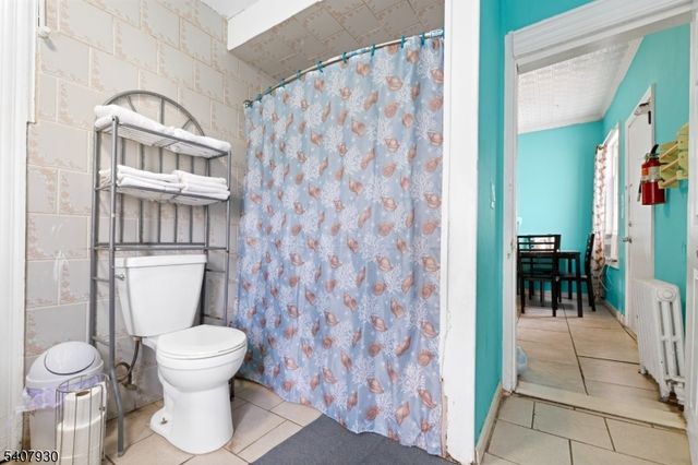 183 Walnut St, Paterson City, NJ 07522