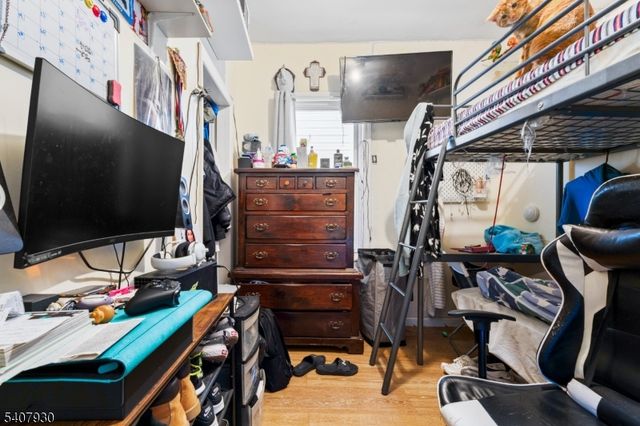 183 Walnut St, Paterson City, NJ 07522
