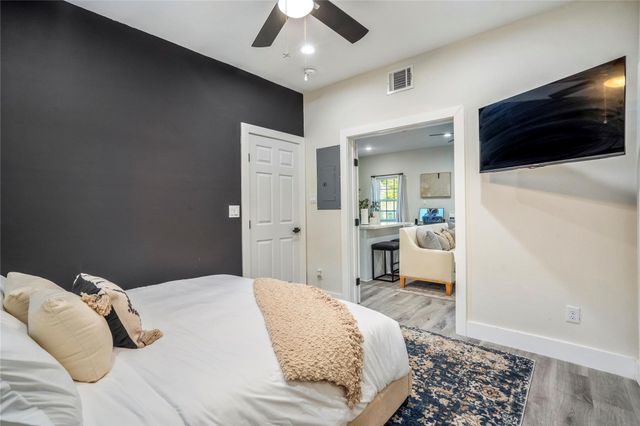 5 Estelle Street 1, Houston, TX 77003