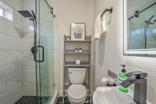 5 Estelle Street 1, Houston, TX 77003