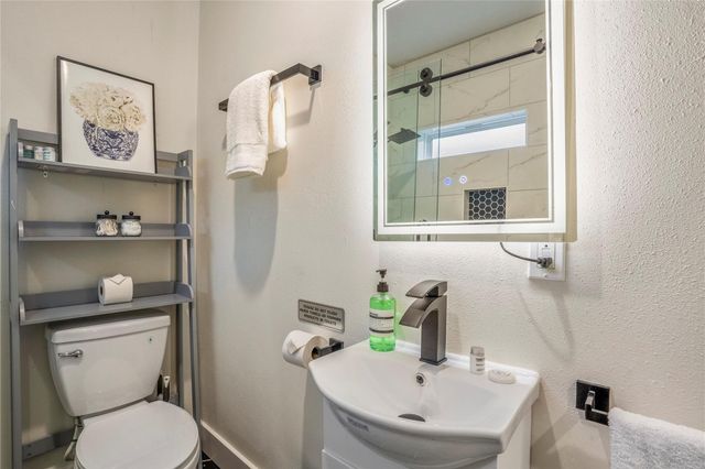 5 Estelle Street 1, Houston, TX 77003