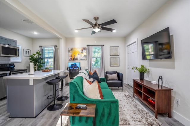 5 Estelle Street 1, Houston, TX 77003