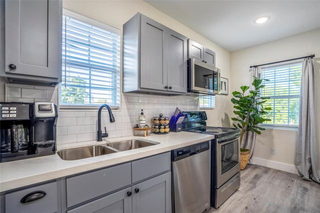 5 Estelle Street 1, Houston, TX 77003