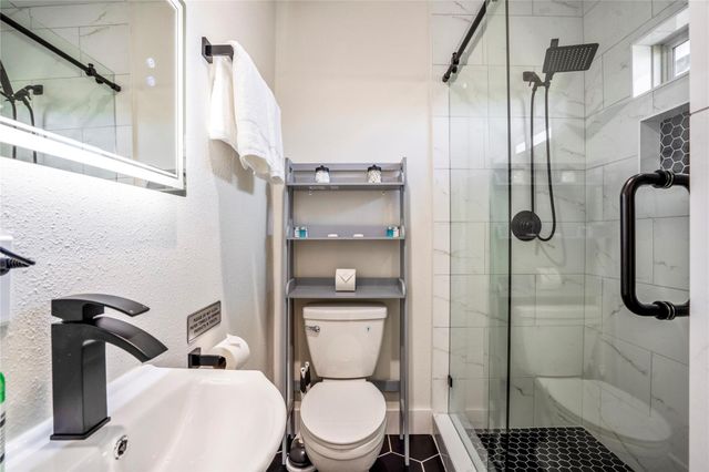 5 Estelle Street 1, Houston, TX 77003