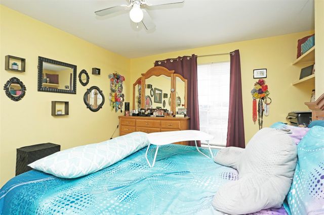 2626 Holly Hall Street 1012, Houston, TX 77054