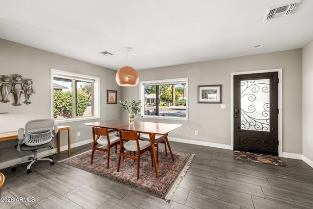 6726 N 11TH Street, Phoenix, AZ 85014