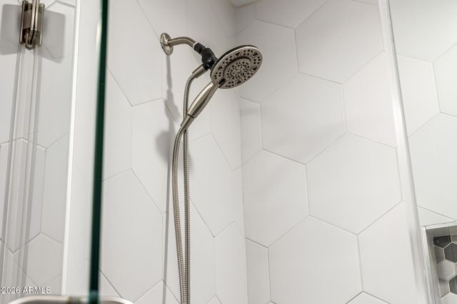 6726 N 11TH Street, Phoenix, AZ 85014