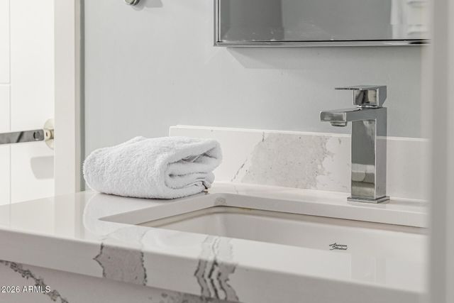 6726 N 11TH Street, Phoenix, AZ 85014