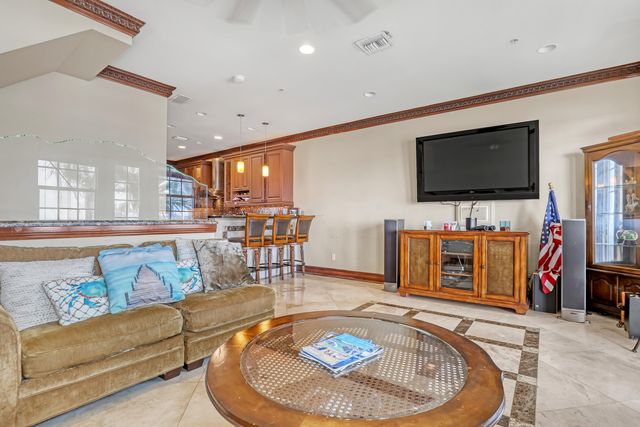 149 Harbors Way, Boynton Beach, FL 33435