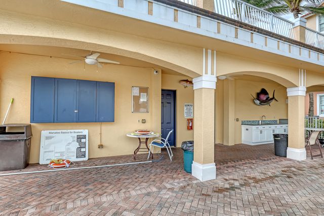 149 Harbors Way, Boynton Beach, FL 33435