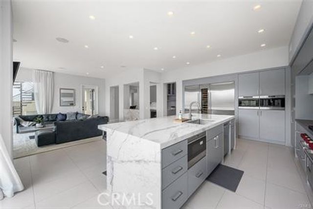 6 Almanzora, Newport Coast, CA 92657