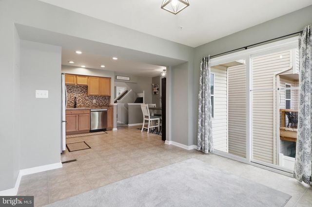 844 BLOSSOM DR, Hanover, PA 17331