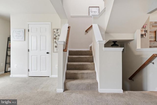 844 BLOSSOM DR, Hanover, PA 17331