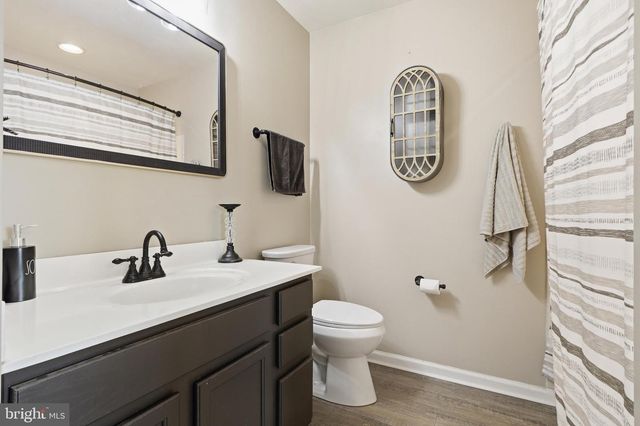 844 BLOSSOM DR, Hanover, PA 17331