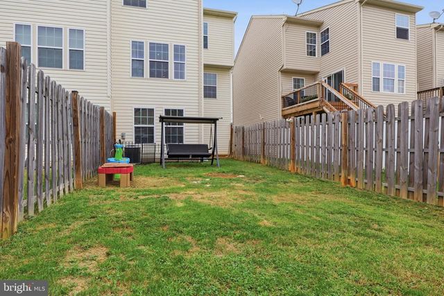 844 BLOSSOM DR, Hanover, PA 17331