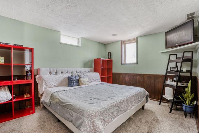 6700 Beard Avenue N, Brooklyn Center, MN 55429