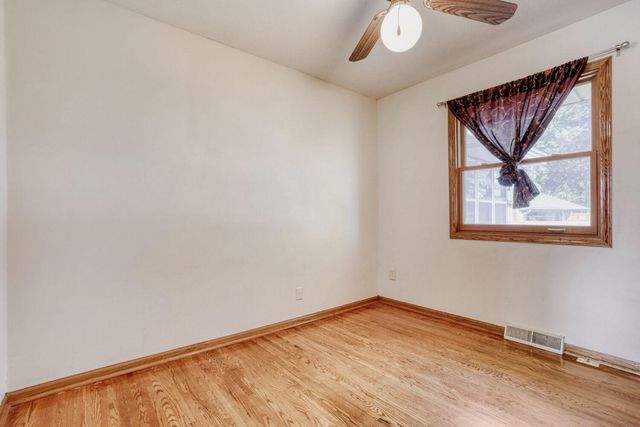 6700 Beard Avenue N, Brooklyn Center, MN 55429