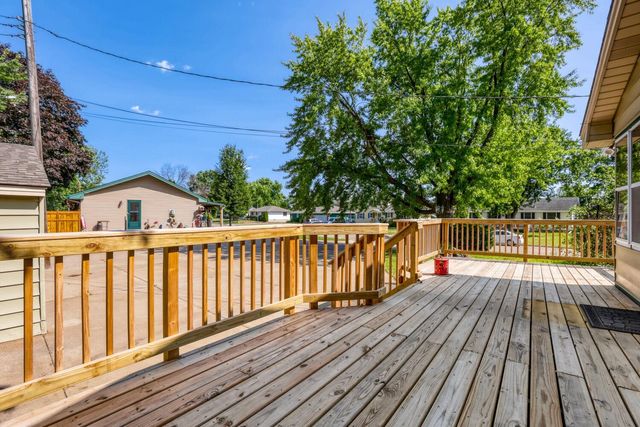 6700 Beard Avenue N, Brooklyn Center, MN 55429