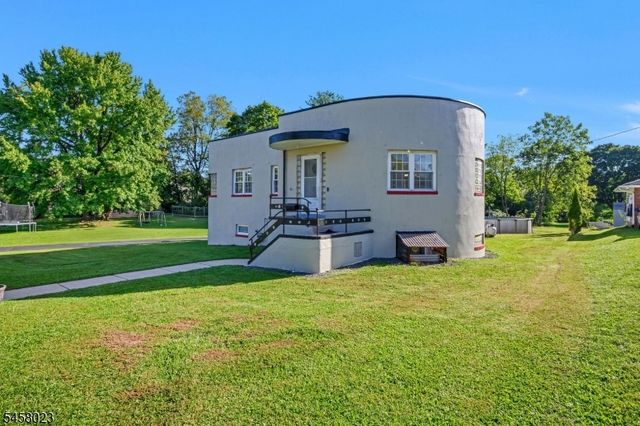 48 Elwood Ave, Flemington Boro, NJ 08822