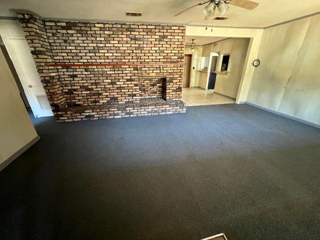 301 Victory Lane, Crestview, FL 32539