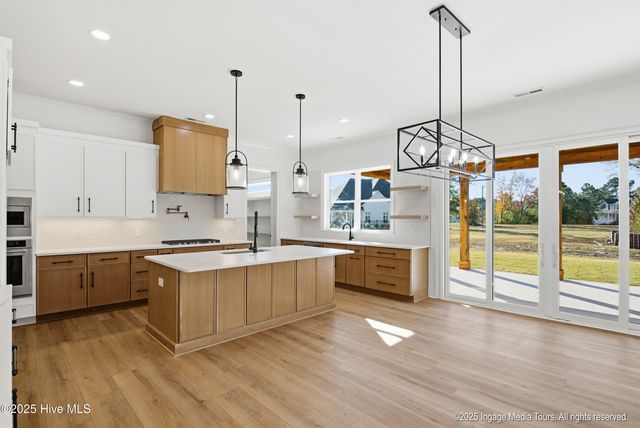 700 Remington Drive, Greenville, NC 27858