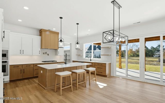 700 Remington Drive, Greenville, NC 27858