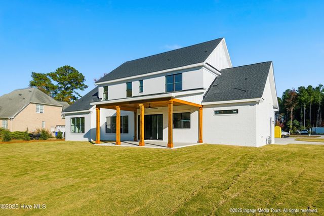 700 Remington Drive, Greenville, NC 27858