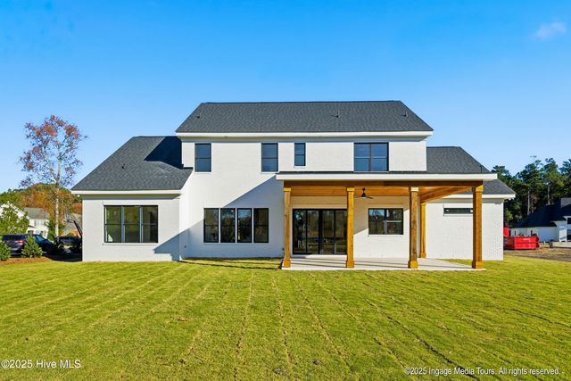 700 Remington Drive, Greenville, NC 27858