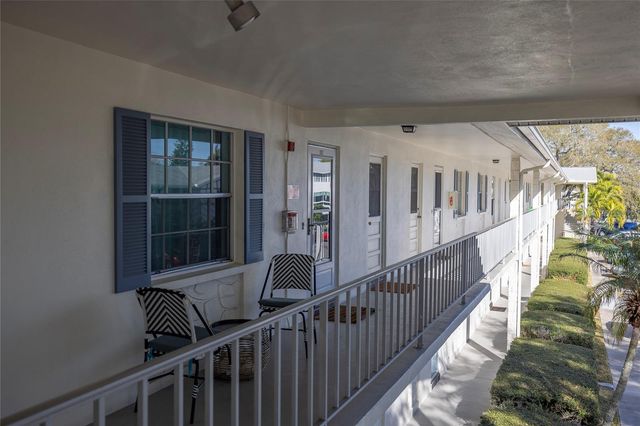 500 GLENNES LANE 202, Dunedin, FL 34698