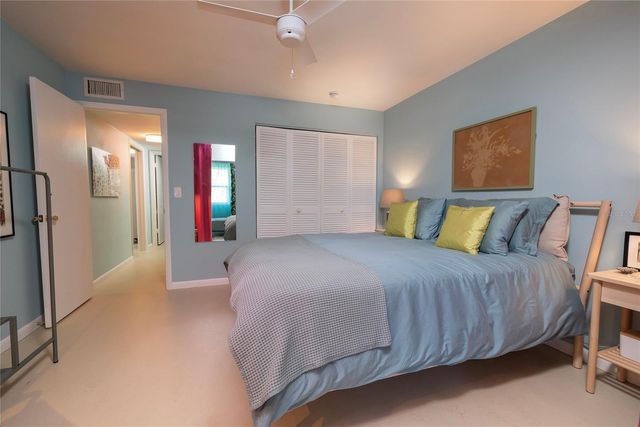 500 GLENNES LANE 202, Dunedin, FL 34698