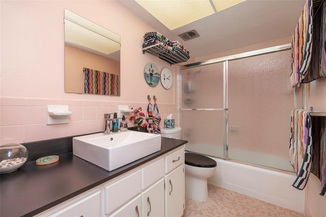 500 GLENNES LANE 202, Dunedin, FL 34698