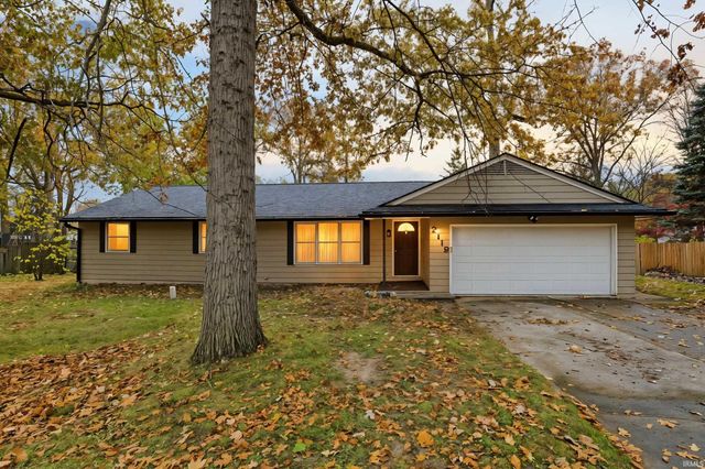 2119 Klug Drive, Fort Wayne, IN 46818