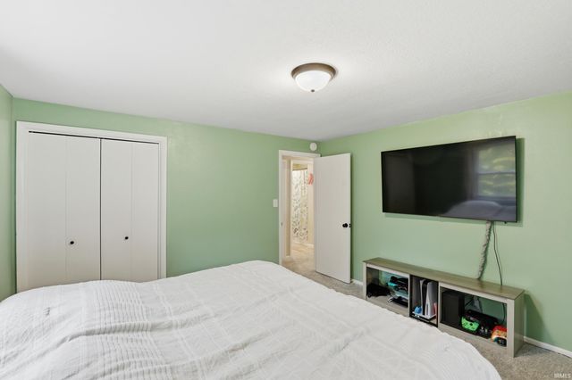 2119 Klug Drive, Fort Wayne, IN 46818