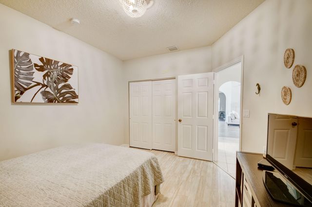 13805 Folkestone Circle, Wellington, FL 33414