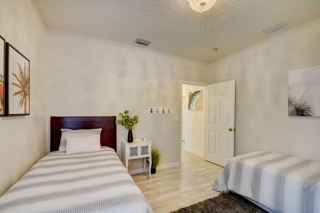 13805 Folkestone Circle, Wellington, FL 33414